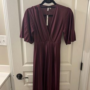 ASOS Maternity, size 4, red wine color. New with tags